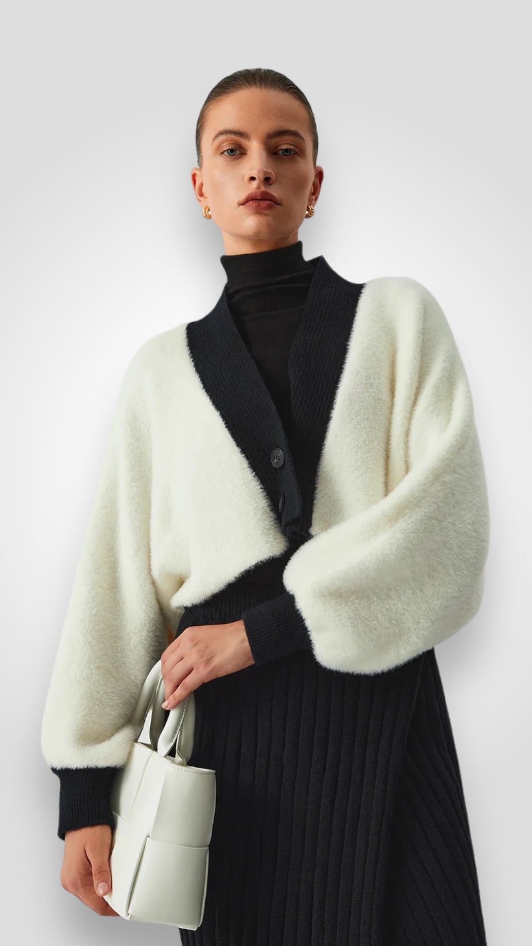 CONTRAST TRIM FUZZY CROP CARDIGAN MOLLY