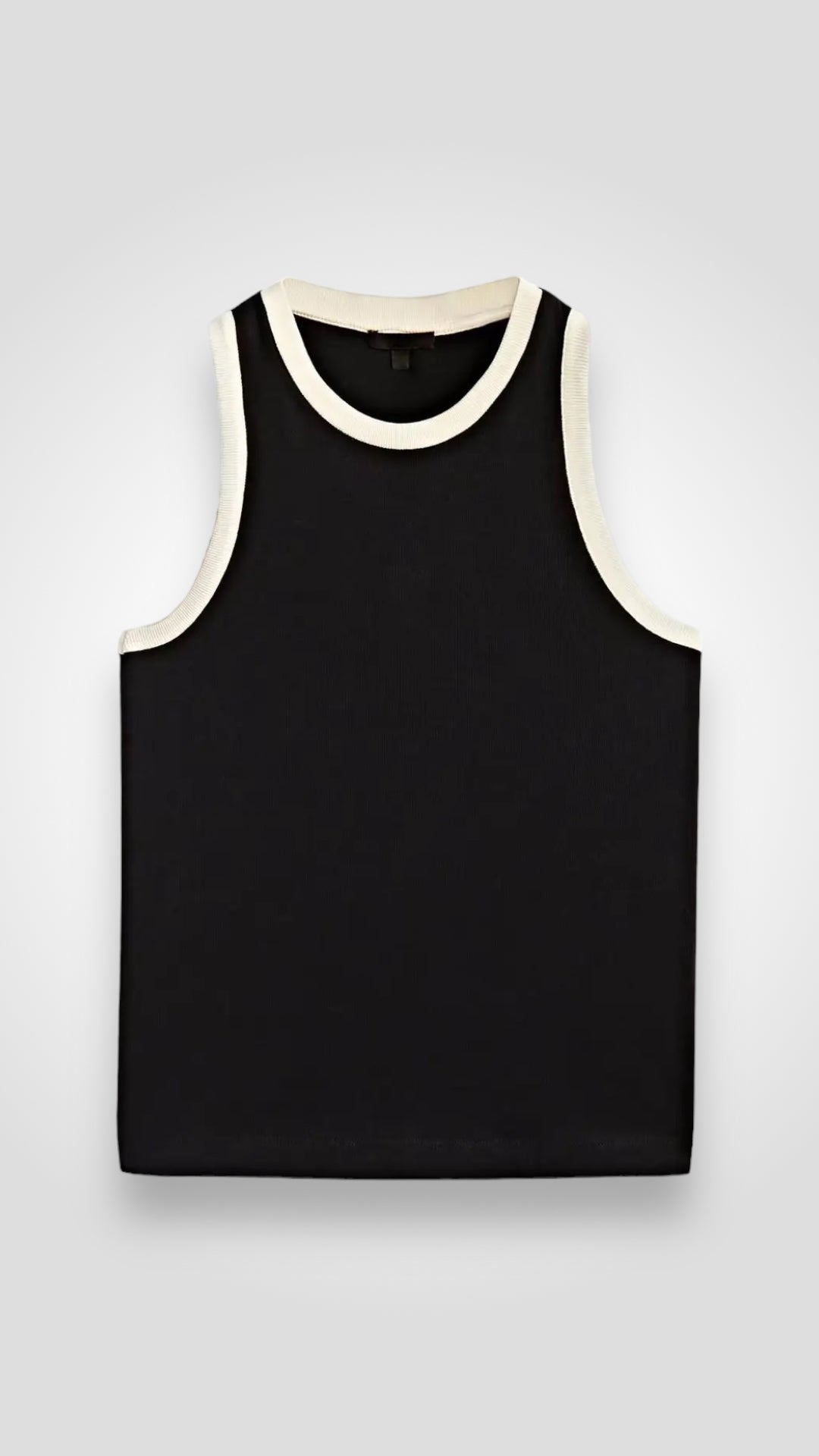 Chic contrast Top Mia