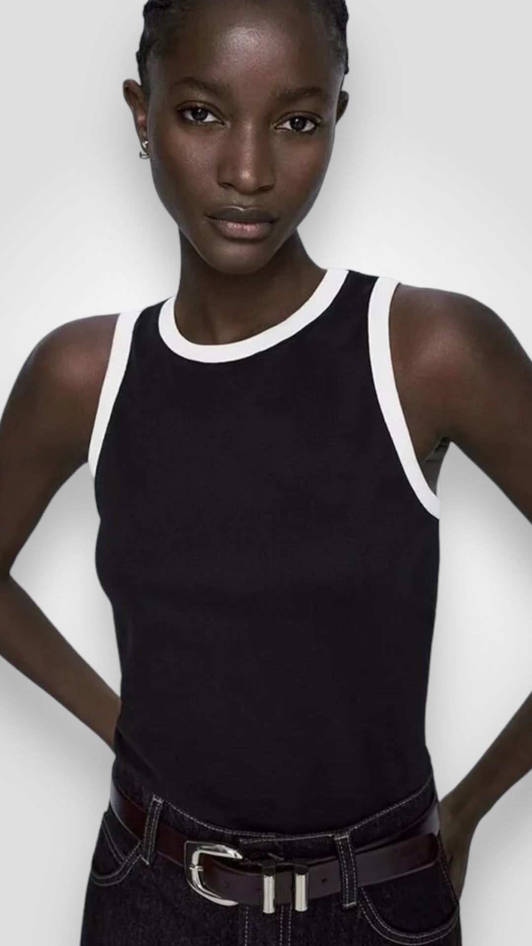 Chic contrast Top Mia